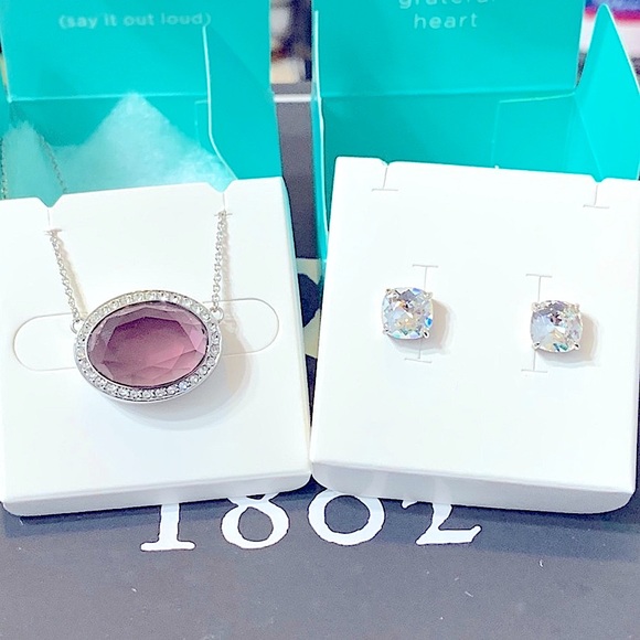 Origami Owl Amethyst Prism Oval Living Locket & Mini Clara Stud Earrings Set - Picture 12 of 12